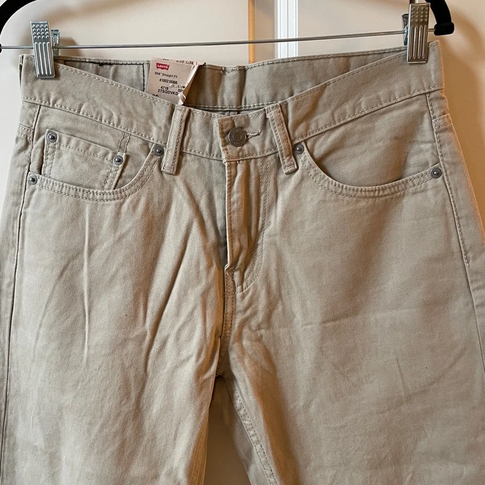 NWT Levi’s 514 khakis straight leg jeans 29 x 30